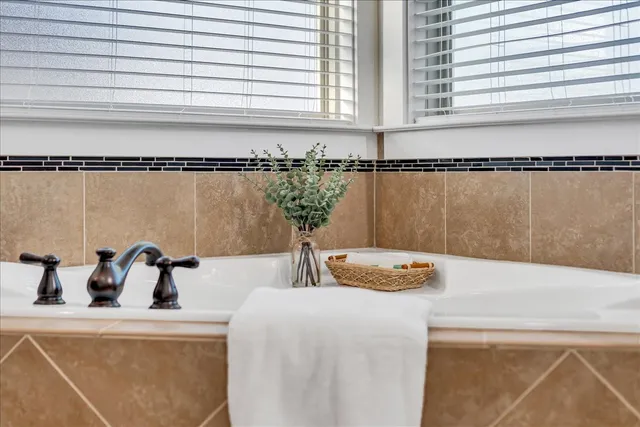 $999,900 | 1021 Alice Springs Circle, Spring Hill, TN 37174