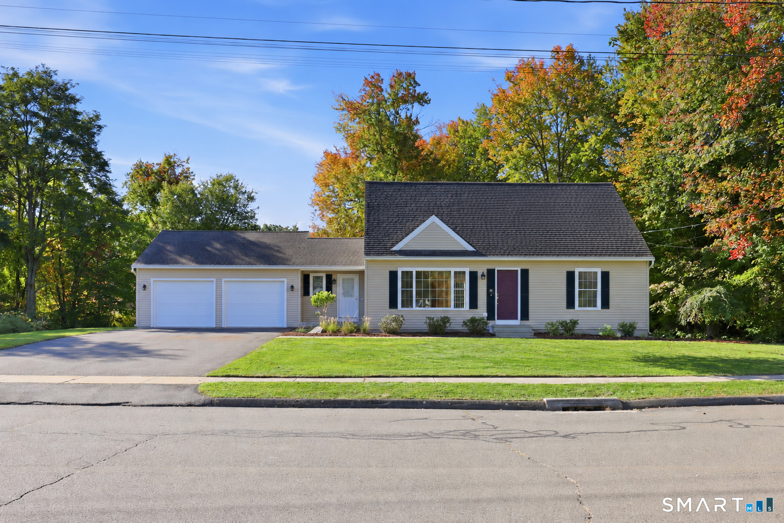 40 Valmore Road Bristol, CT 06010 - Photo 1 of 31 Gallery Image 1