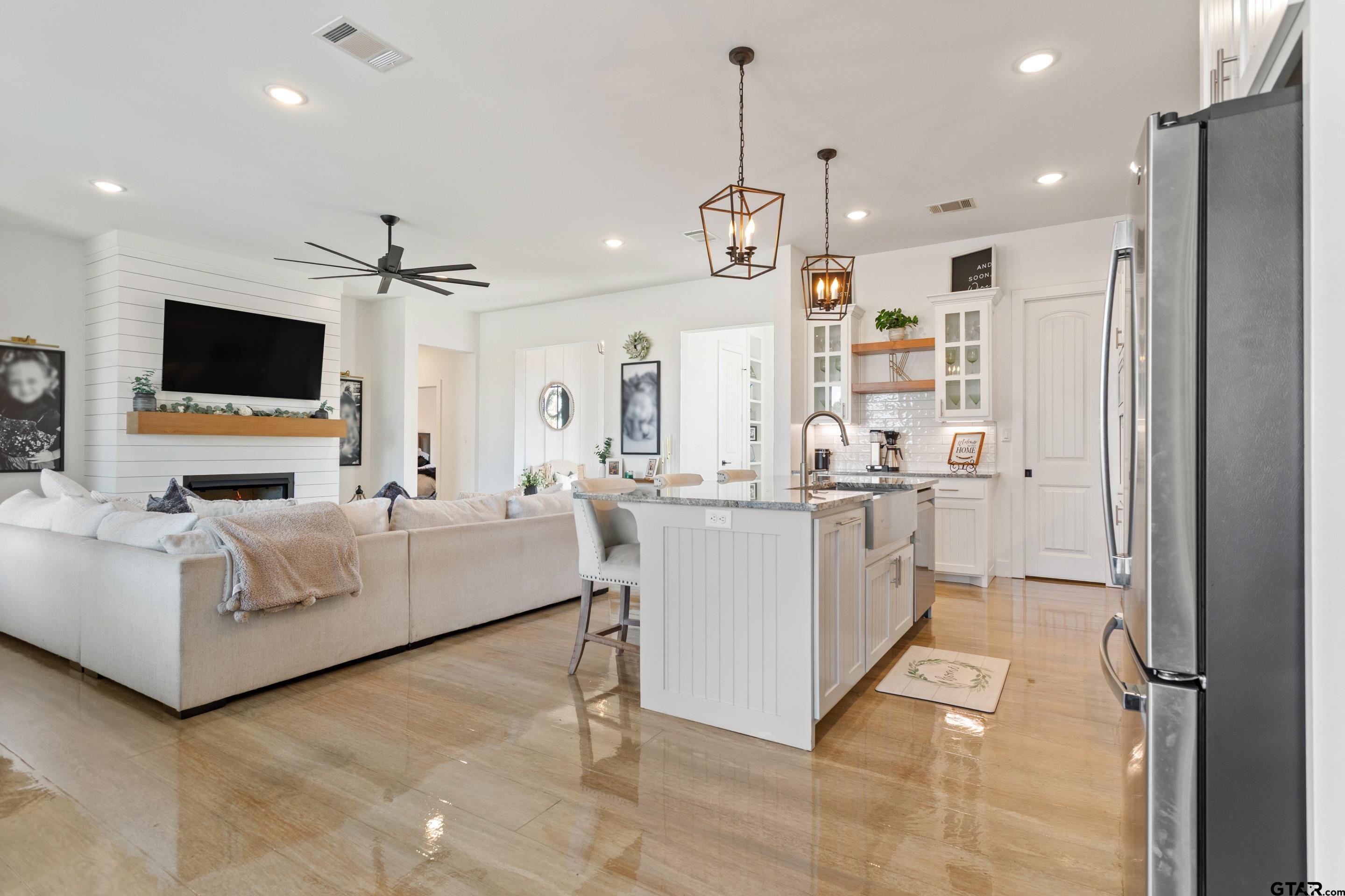 15344 County Road 196 Tyler, TX 75703 - Photo 11 of 48