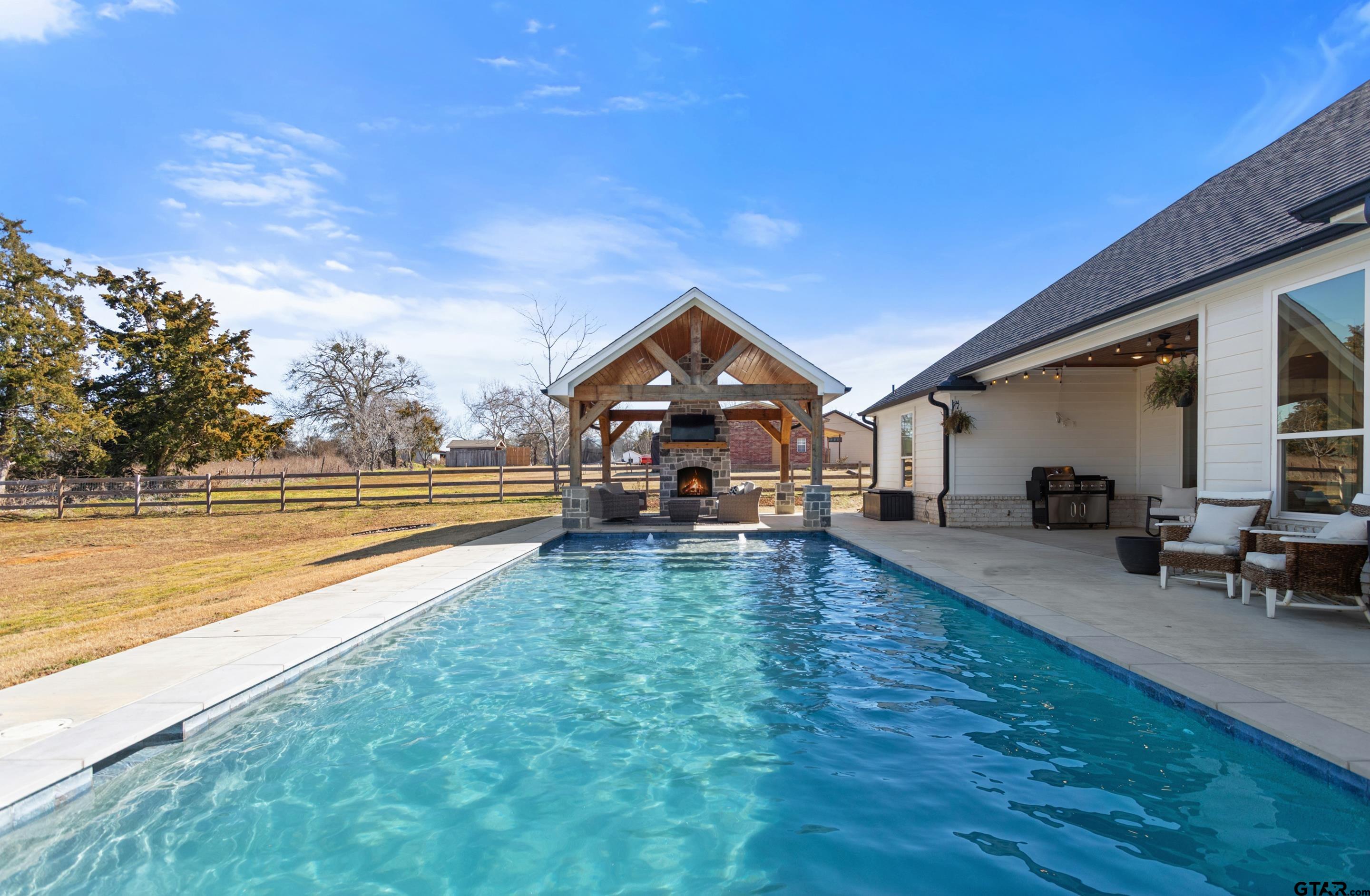 15344 County Road 196 Tyler, TX 75703 - Photo 3 of 48