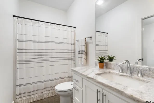 $589,000 | 15344 County Road 196, Tyler, TX 75703