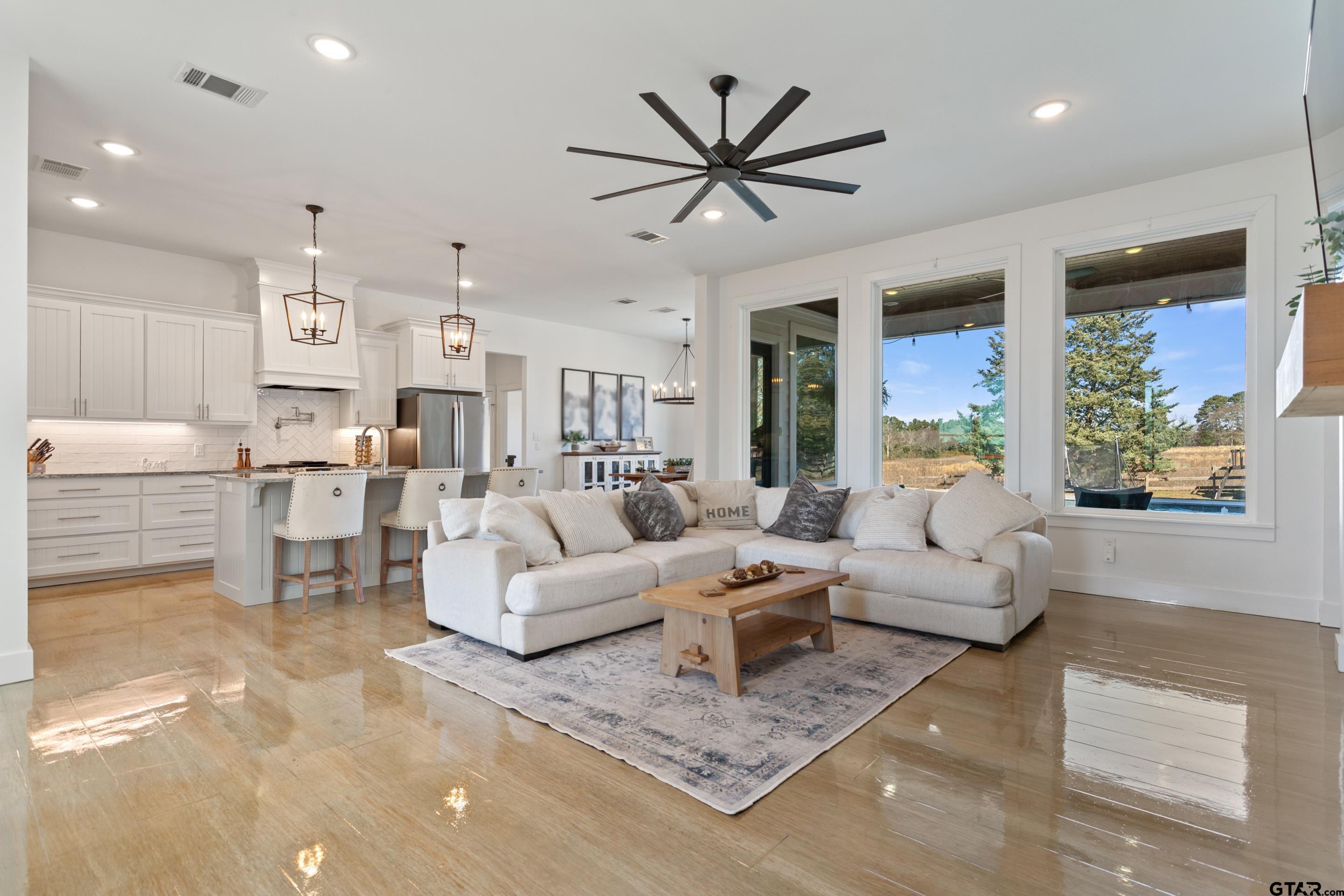 15344 County Road 196 Tyler, TX 75703 - Photo 6 of 48