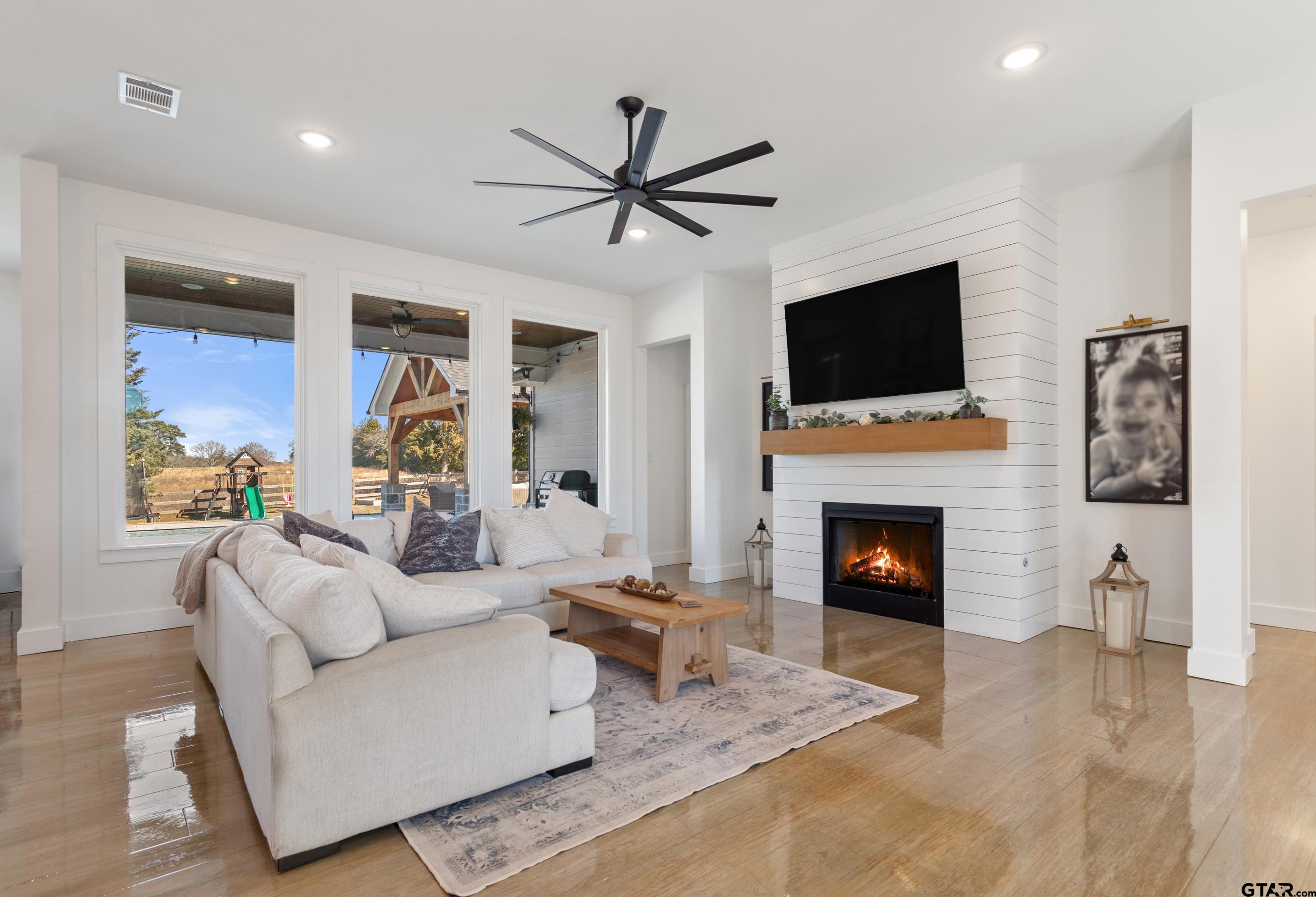 15344 County Road 196 Tyler, TX 75703 - Photo 10 of 48