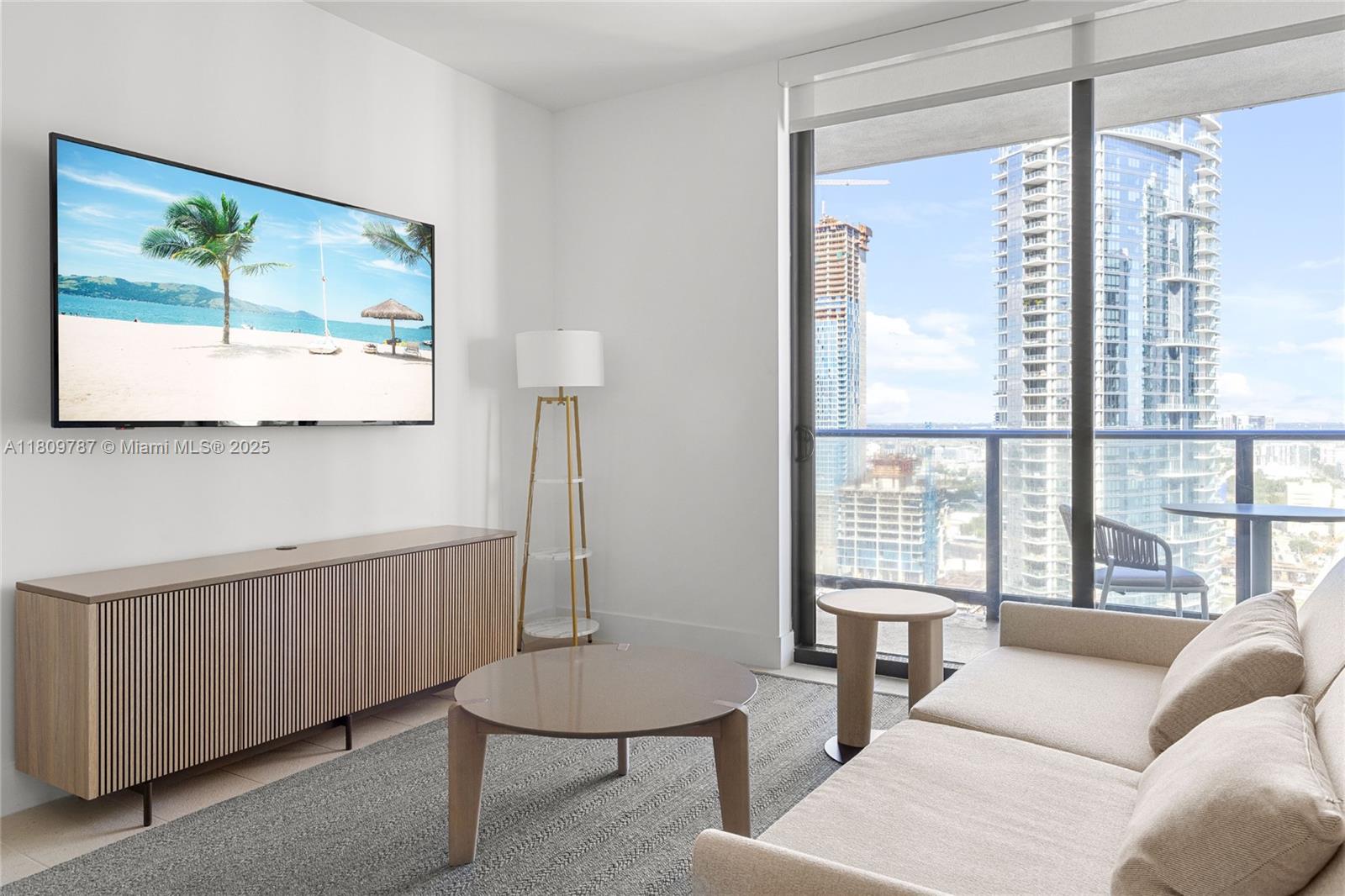 159 Northeast 6th Street, Unit 2901 Miami, FL 33132 - Photo 13 of 41