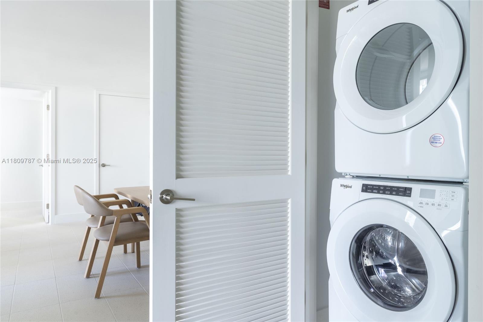 159 Northeast 6th Street, Unit 2901 Miami, FL 33132 - Photo 21 of 41