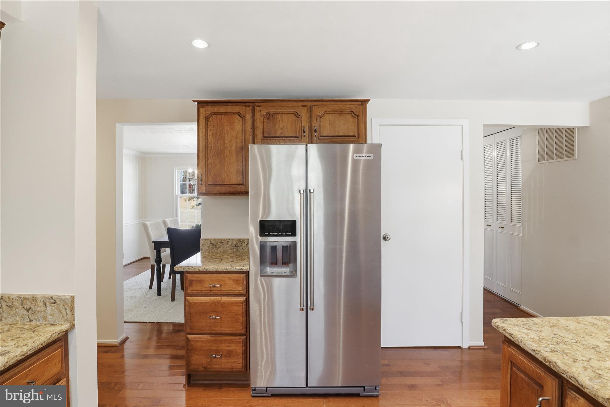 5903 Oak Ridge Court Burke, VA 22015 - Photo 11 of 54