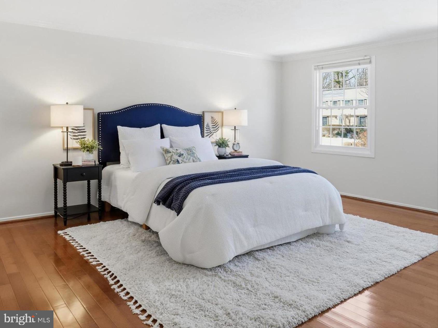 5903 Oak Ridge Court Burke, VA 22015 - Photo 22 of 54 Hardwood floors