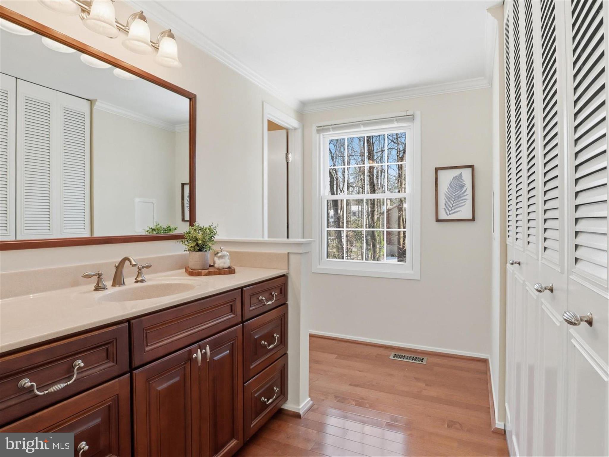 5903 Oak Ridge Court Burke, VA 22015 - Photo 24 of 54 Primary dressing area with custom closet