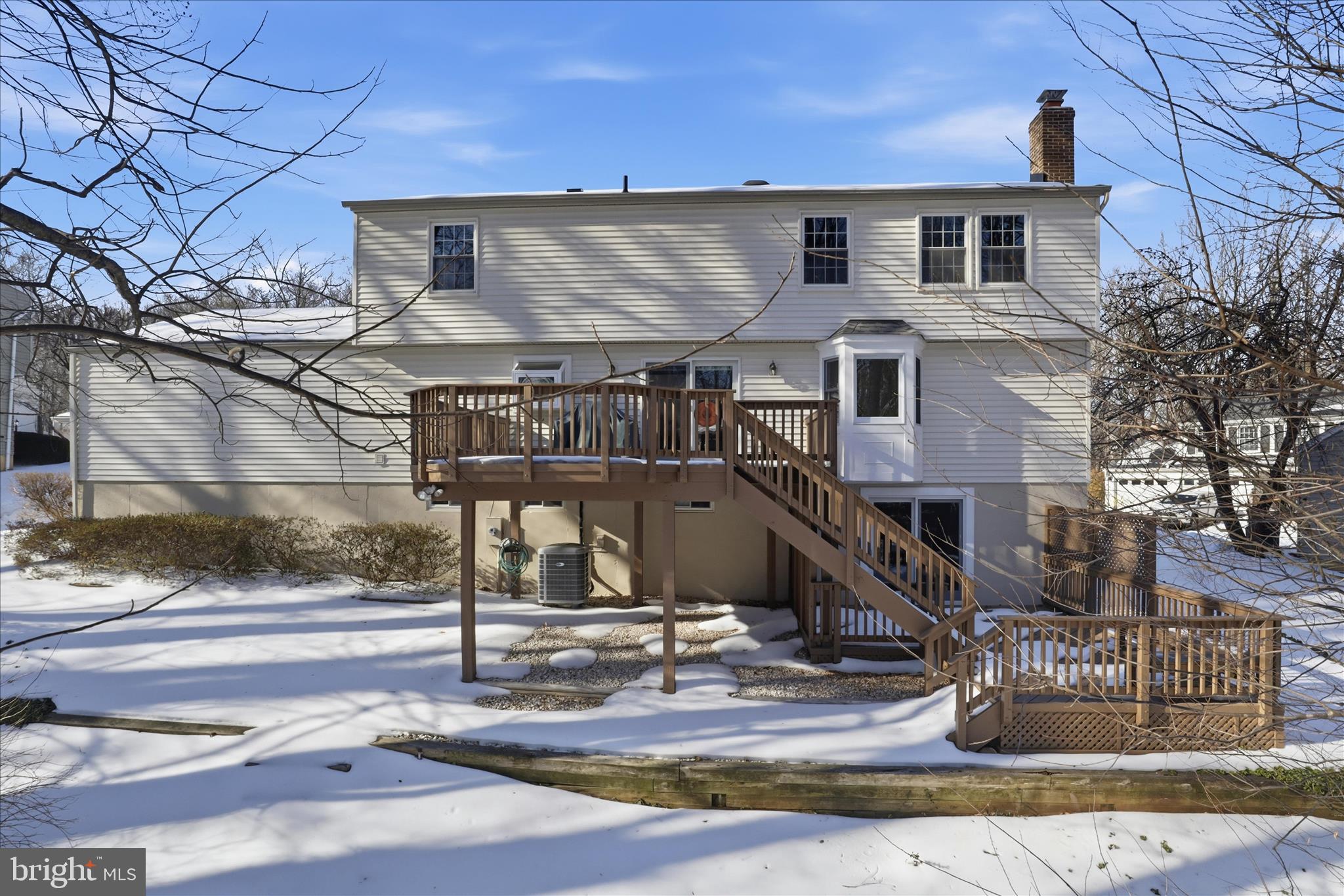 5903 Oak Ridge Court Burke, VA 22015 - Photo 41 of 54 Back exterior