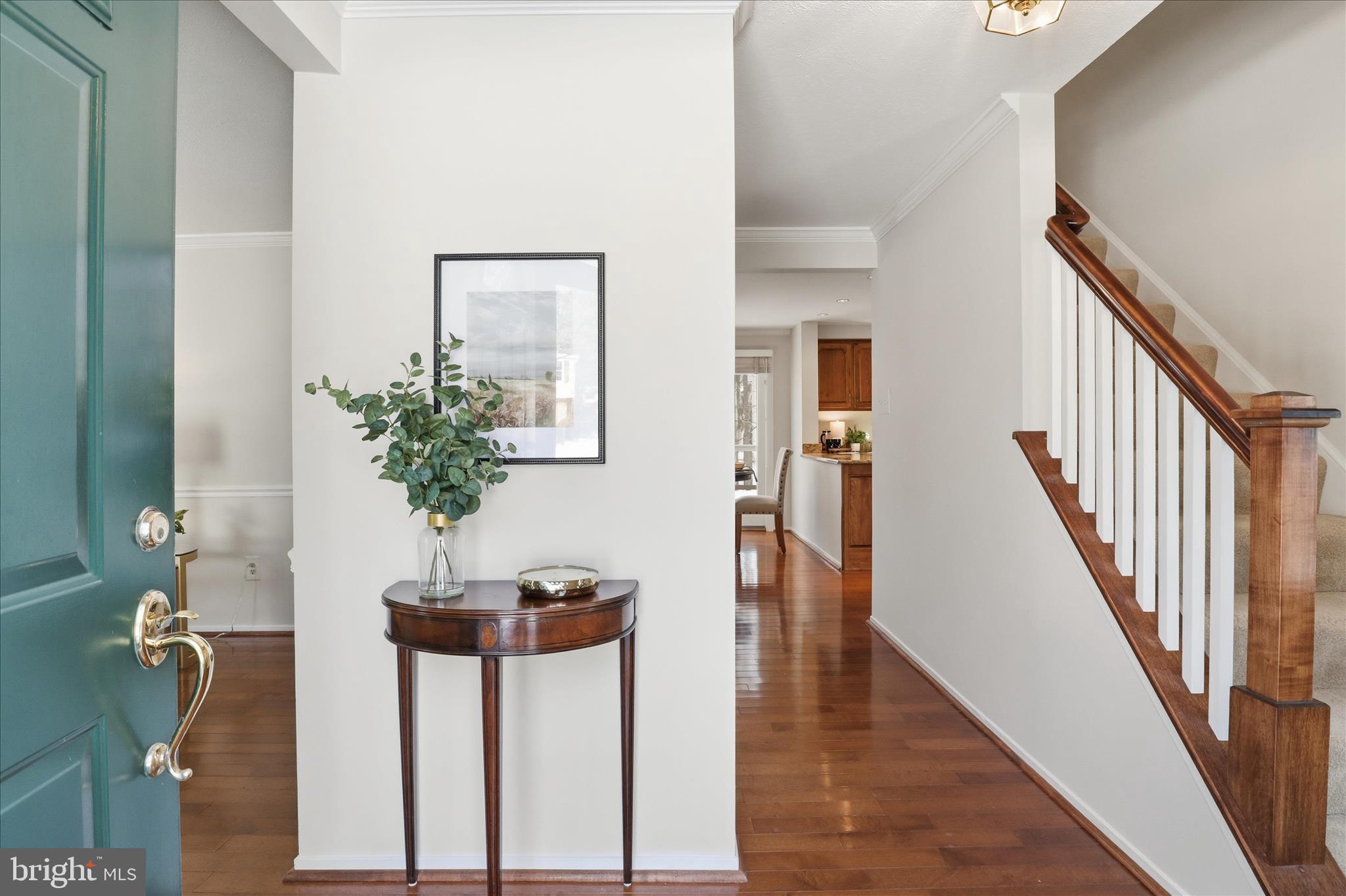 5903 Oak Ridge Court Burke, VA 22015 - Photo 6 of 54 Foyer