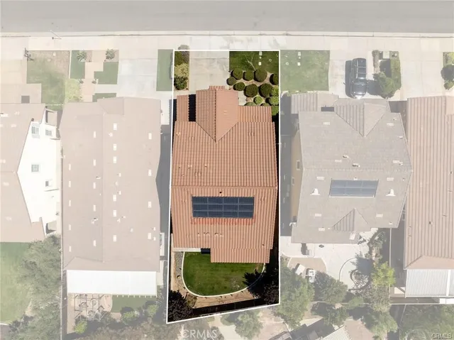 a view of a living room