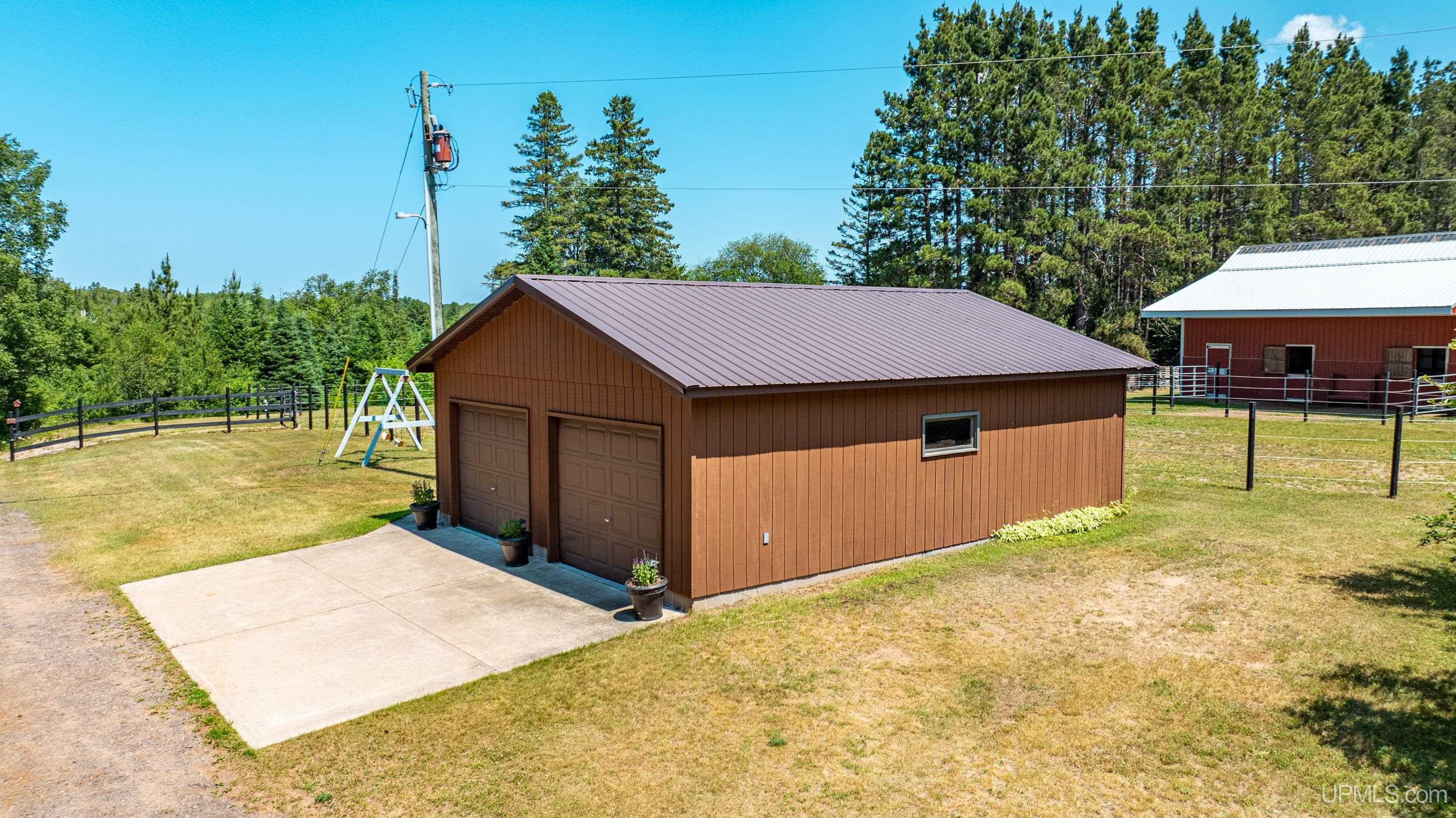 4042 5 Mile Pt Road Allouez, MI 49805 - Photo 4 of 84