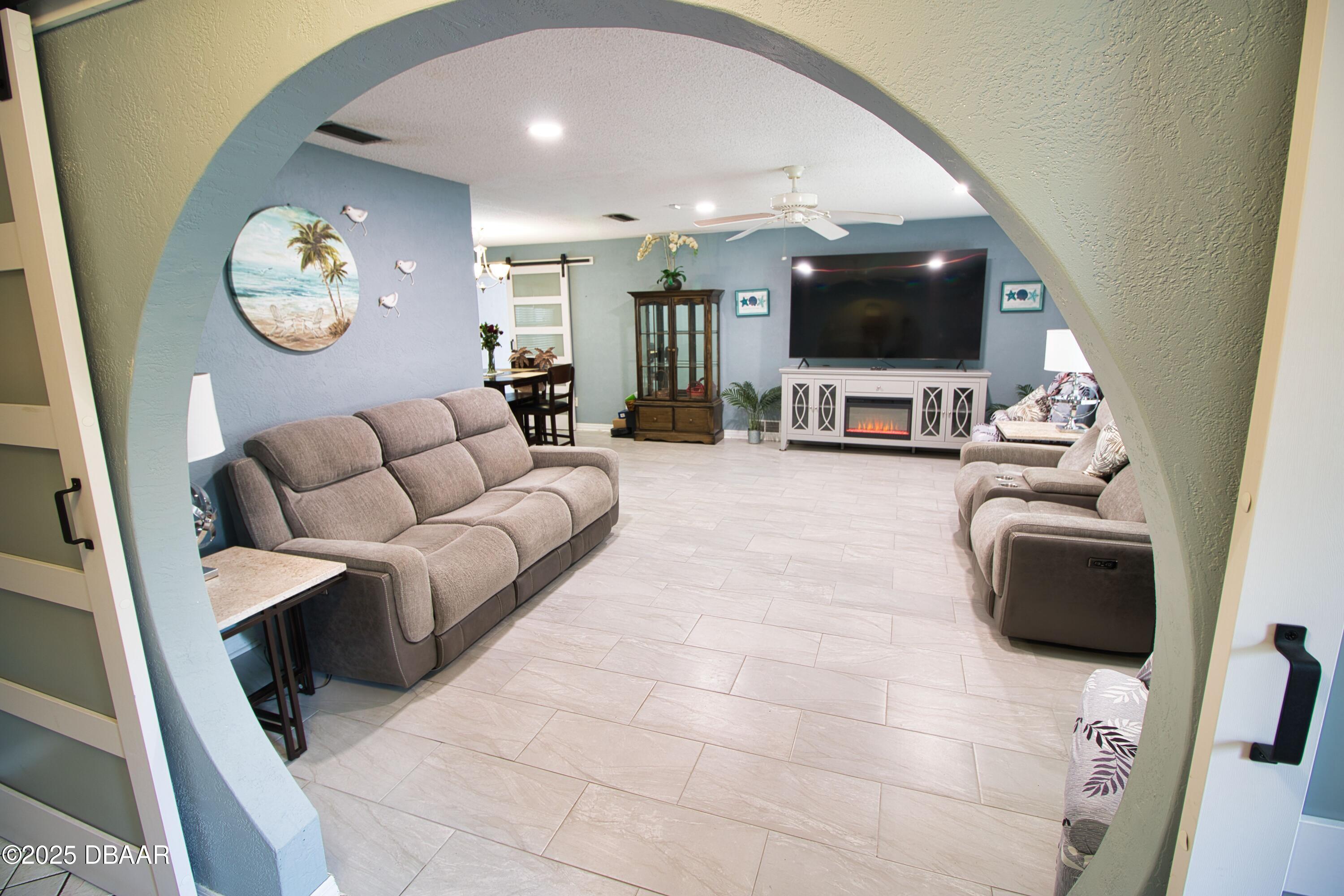 1401 Ruthbern Road Daytona Beach, FL 32114 - Photo 15 of 40 I (3)
