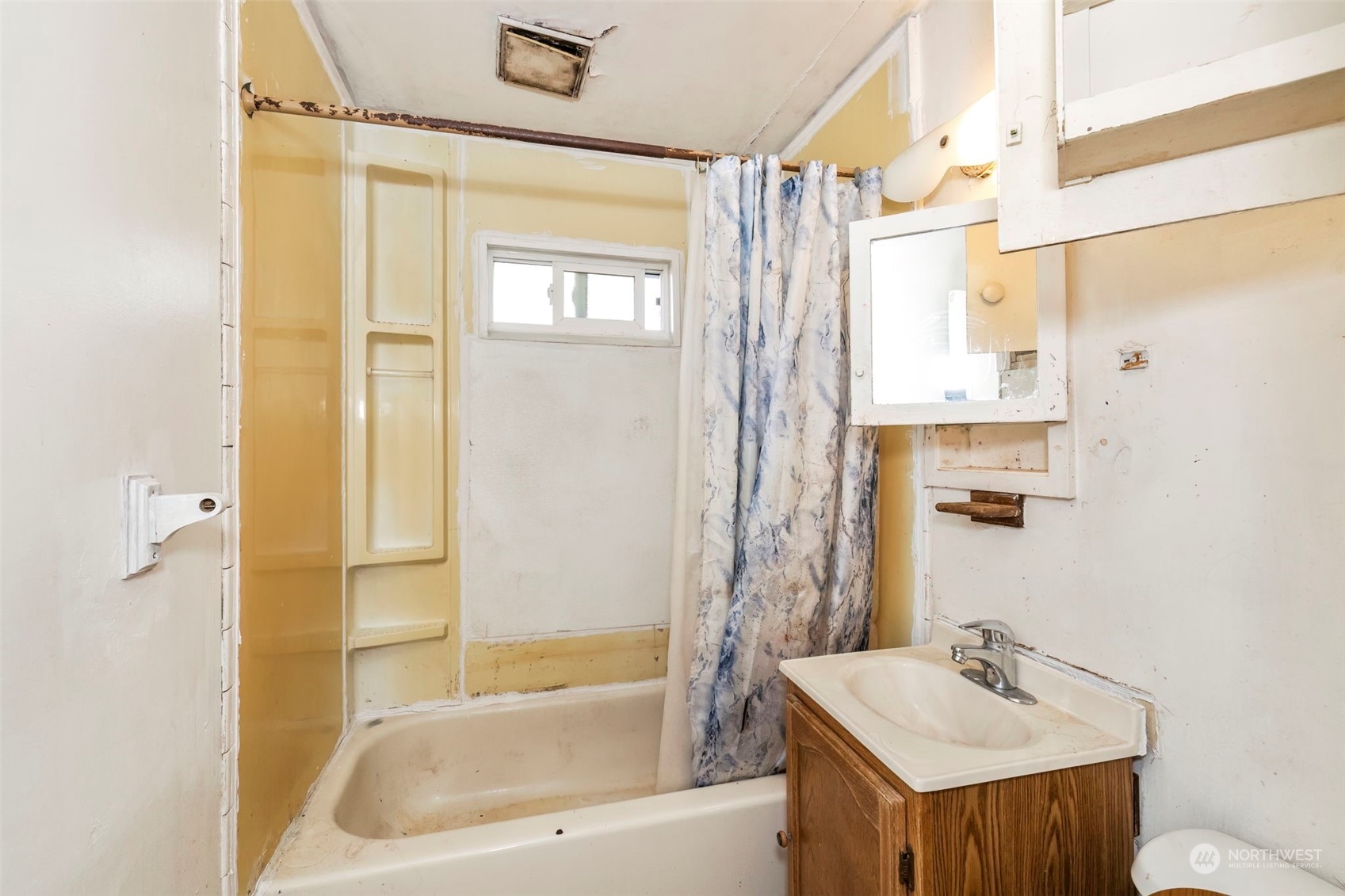 113 Elm Street Bremerton, WA 98310 - Photo 28 of 34 Gallery Image 28
