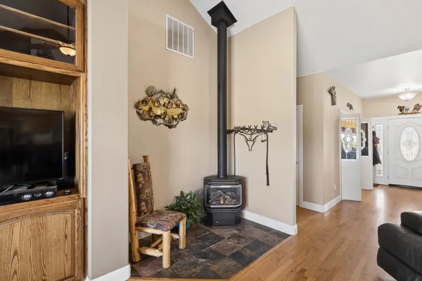 $699,500 | 6554 Usher Drive, Valley Springs, CA 95252