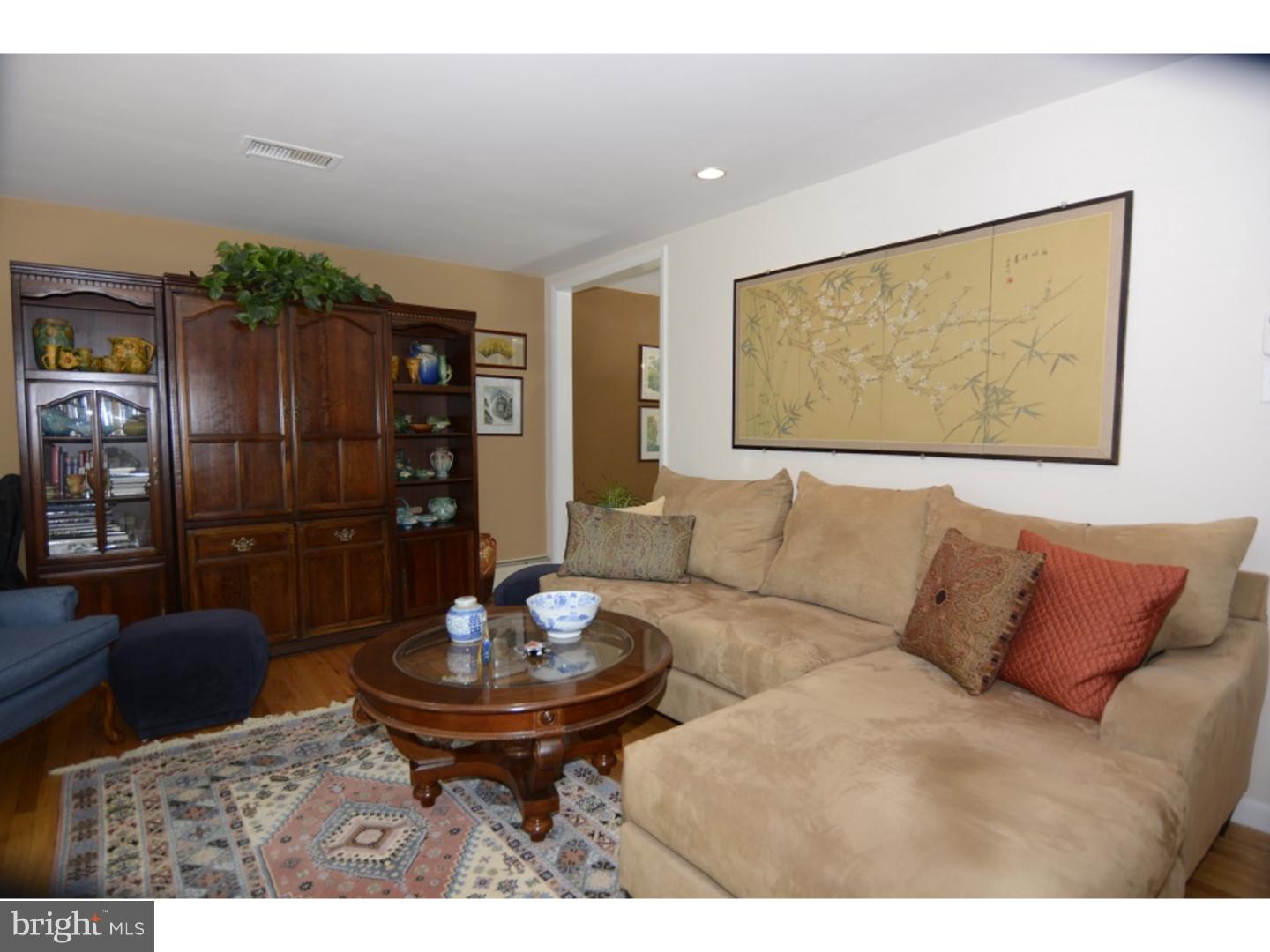 3040 Red Oak Road Reading, PA 19605 - Photo 4 of 25 Gallery Image 4
