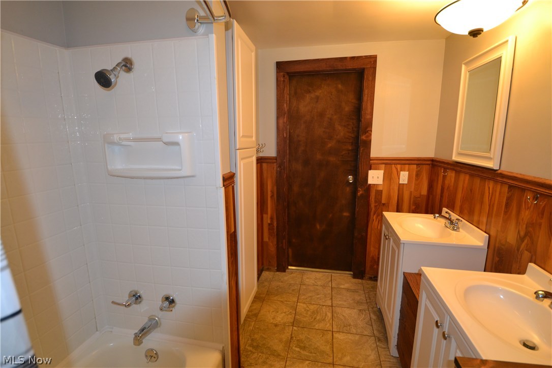 4727 4th Street Northwest Canton, OH 44708 - Photo 27 of 32 Gallery Image 27