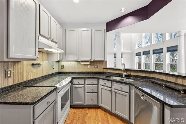 $625,000 | 433 Spears Street, St. Louis, MO 63127