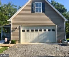 15403 Round Hill Road King George, VA 22485 - Photo 5 of 30 Garage