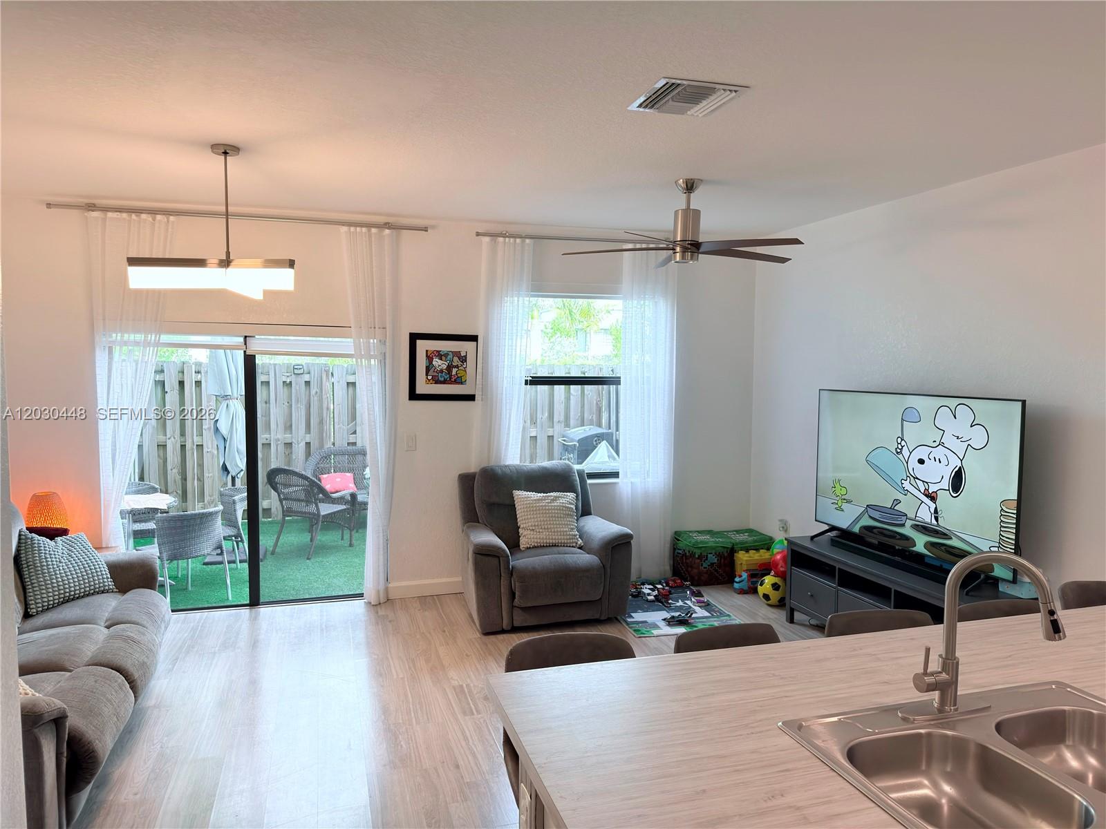 20784 Northeast 5th Court, Unit 20784 Miami, FL 33179 - Photo 9 of 35 and dining area