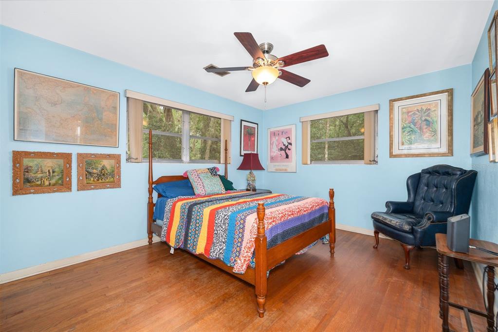 318 Southwest 40 Terrace Gainesville, FL 32607 - Photo 17 of 28