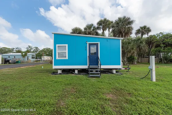 $1,300 | 208 Teal Drive, Cocoa, FL 32926