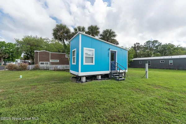 $1,300 | 208 Teal Drive, Cocoa, FL 32926
