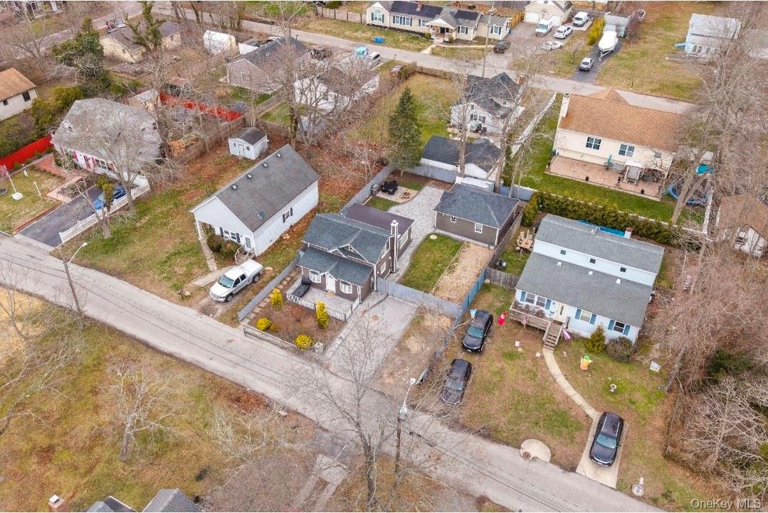 15 Ivy Road Mastic Beach, NY 11951 - Photo 18 of 20