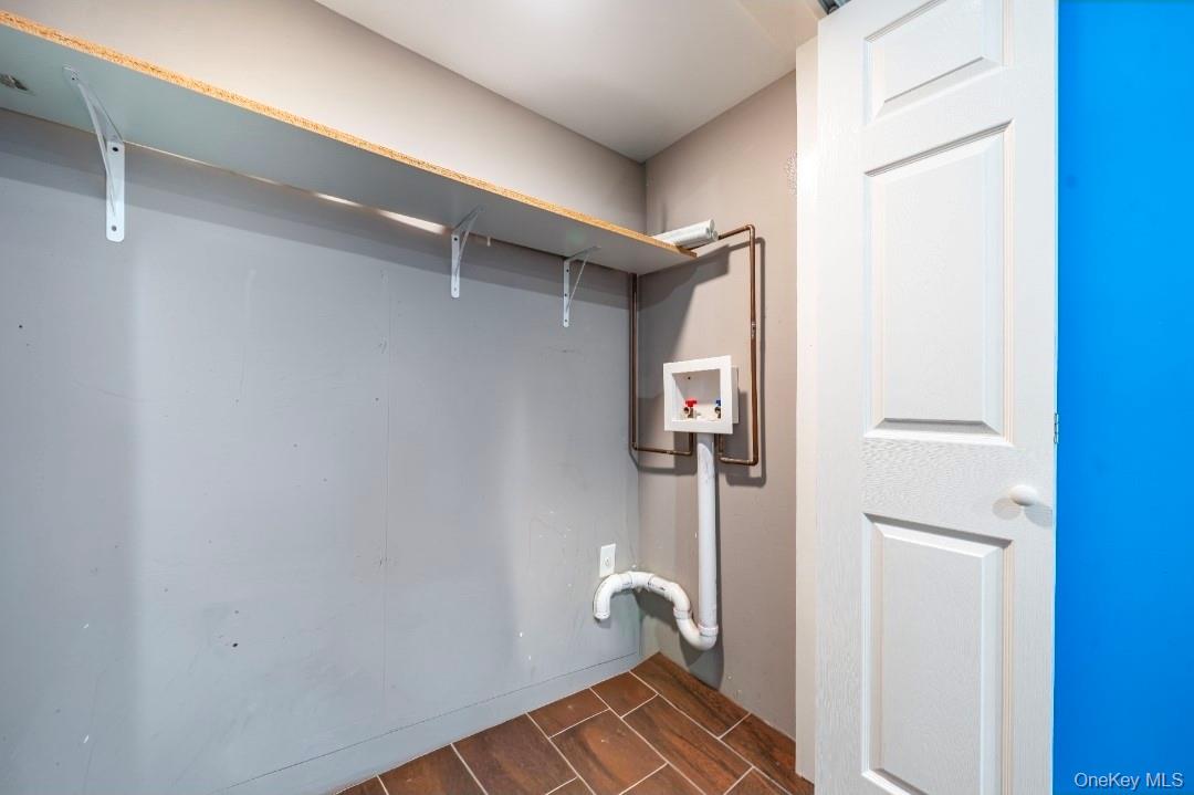 15 Ivy Road Mastic Beach, NY 11951 - Photo 4 of 20