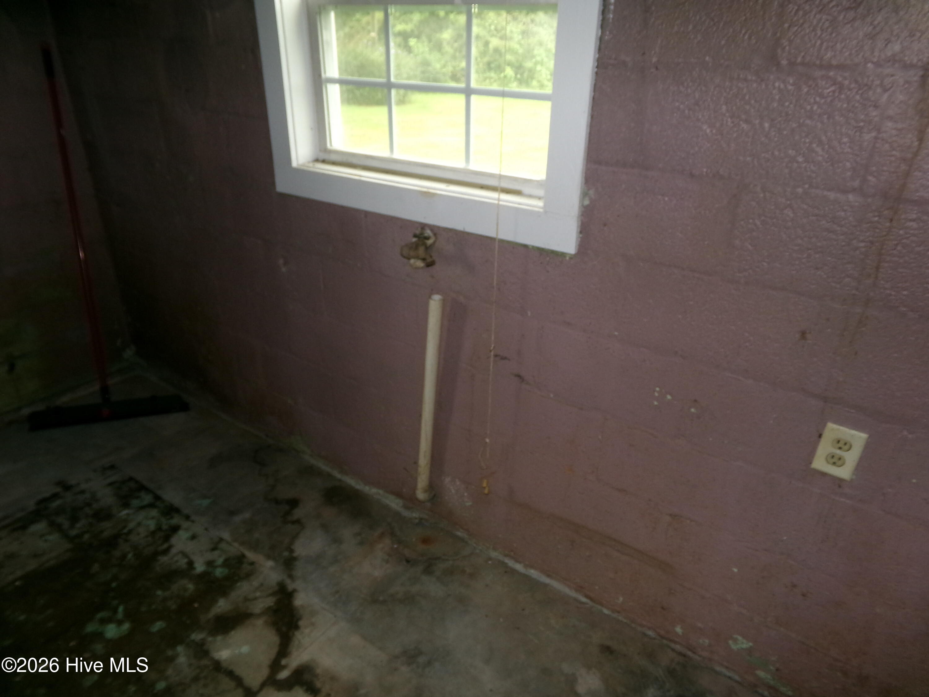 2862 East White Pond Road Fairmont, NC 28340 - Photo 10 of 21 Gallery Image 10