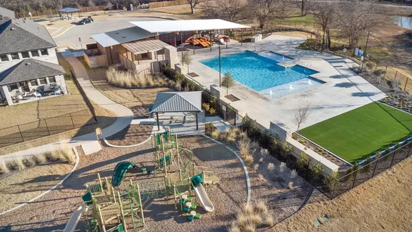 $2,999 | 7609 Poplar Drive, Denton, TX 76226