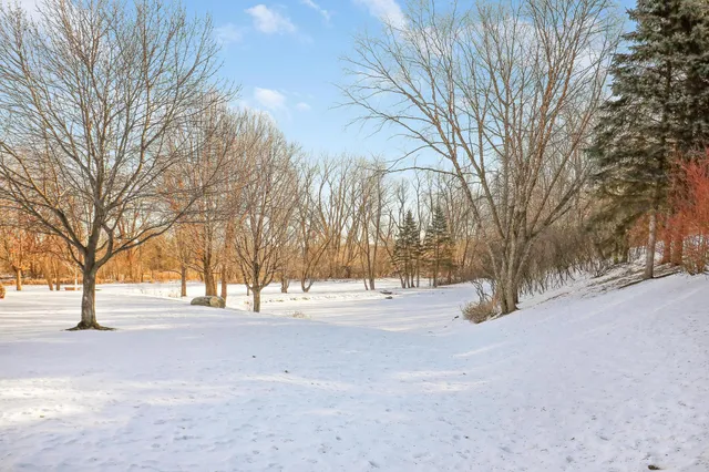 $395,000 | 10849 Lexington Drive, Eden Prairie, MN 55344