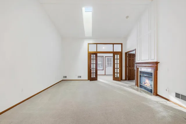 $395,000 | 10849 Lexington Drive, Eden Prairie, MN 55344