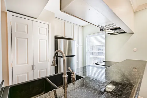 $130,000 | 402 Postoffice Street, Unit 201, Galveston, TX 77550