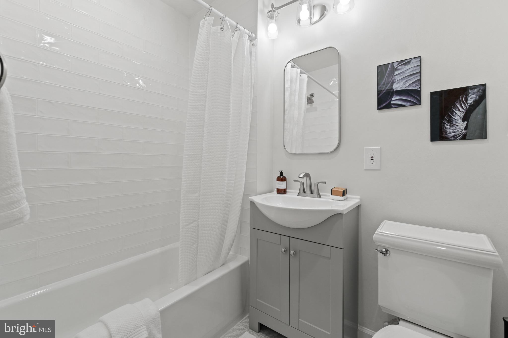 1346 Emerald Street Northeast Washington, DC 20002 - Photo 25 of 35