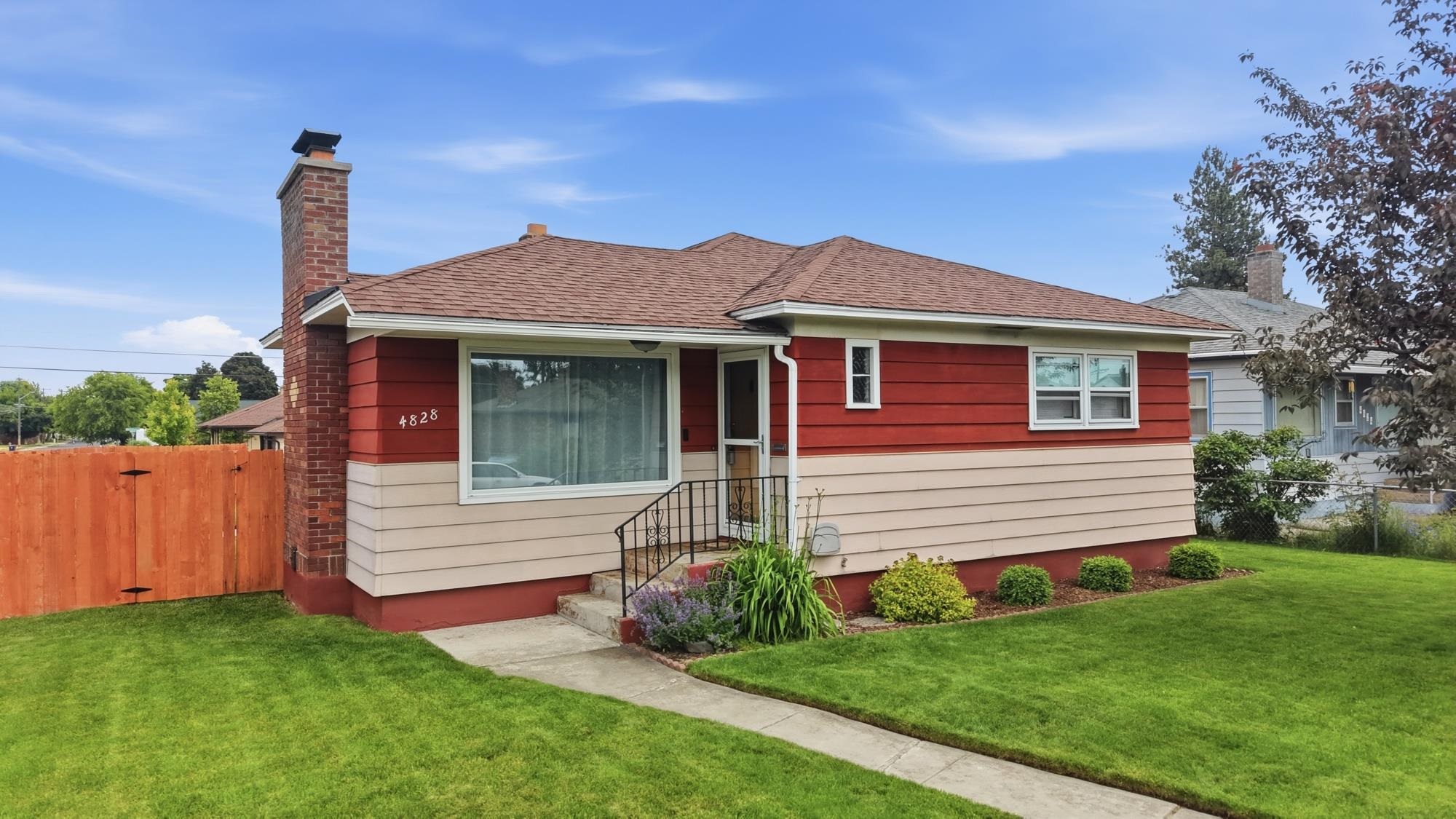 4828 North Washington Street Spokane, WA 99205 - Photo 1 of 50