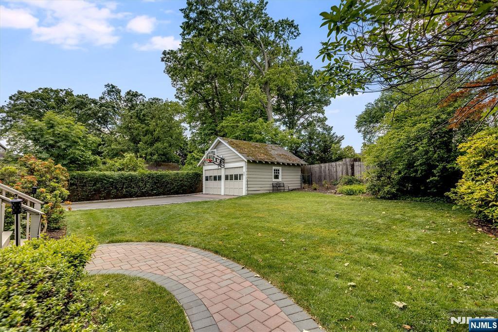 242 Forest Avenue Glen Ridge, NJ 07028 - Photo 46 of 49