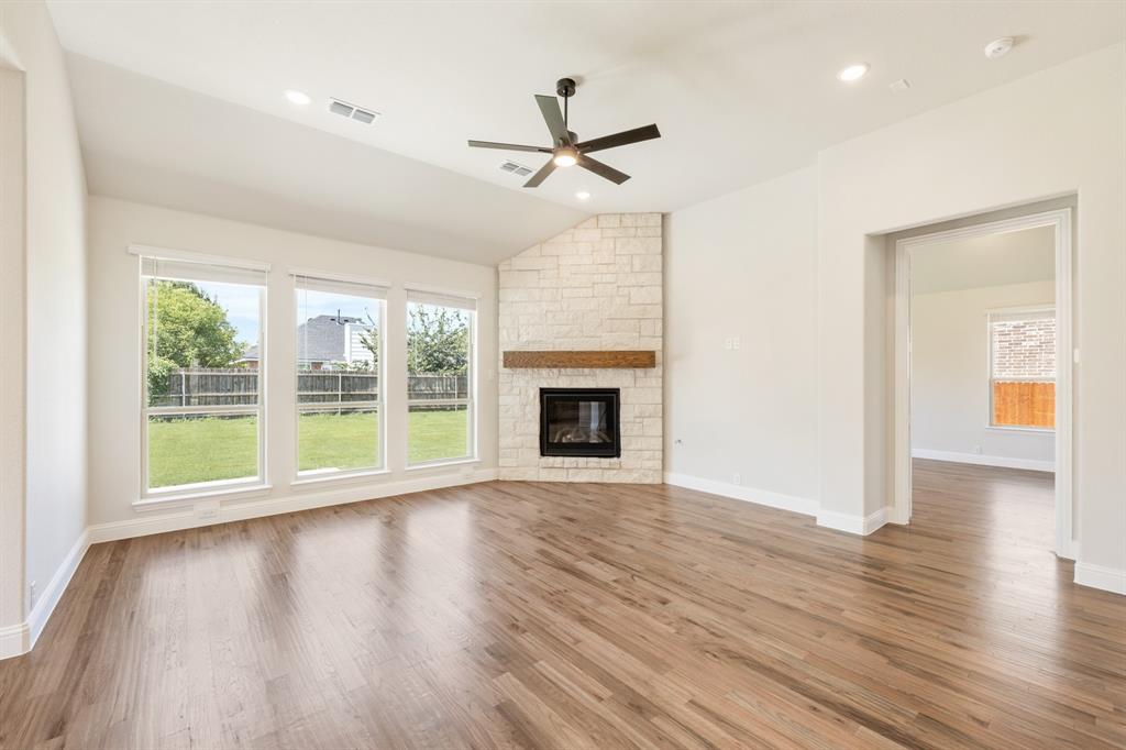 1109 Cardinal Drive Midlothian, TX 76065 - Photo 20 of 40