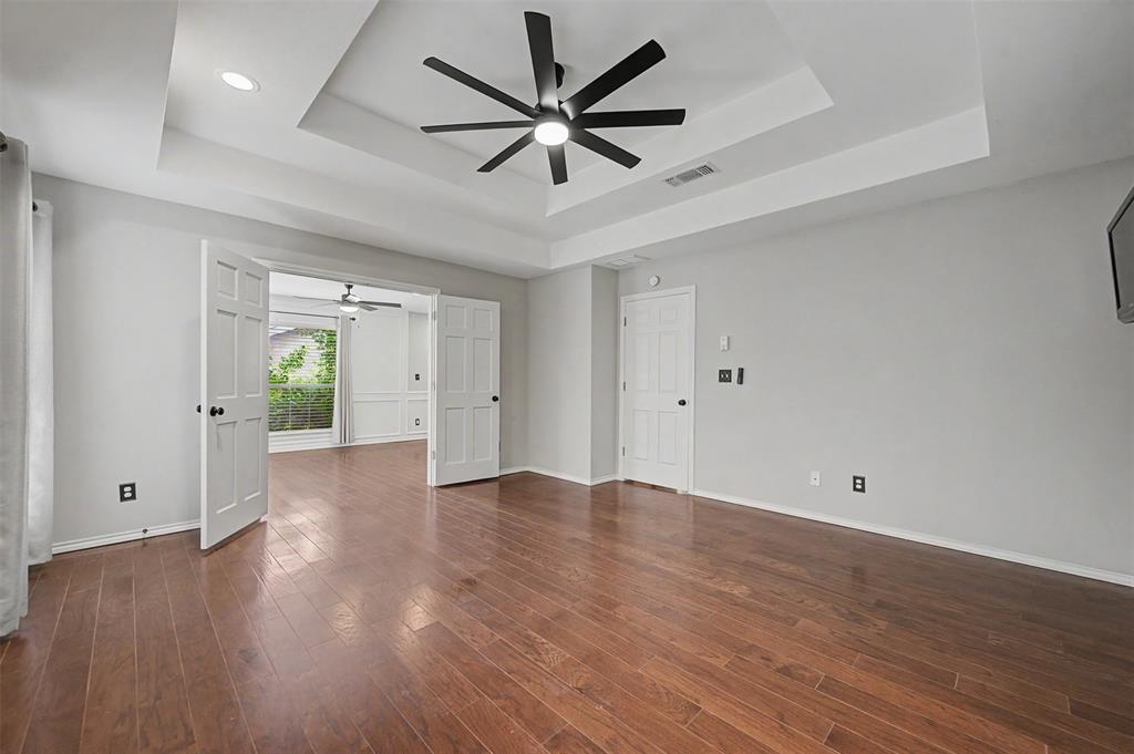 68 Legend Road Benbrook, TX 76132 - Photo 22 of 40 Gallery Image 22