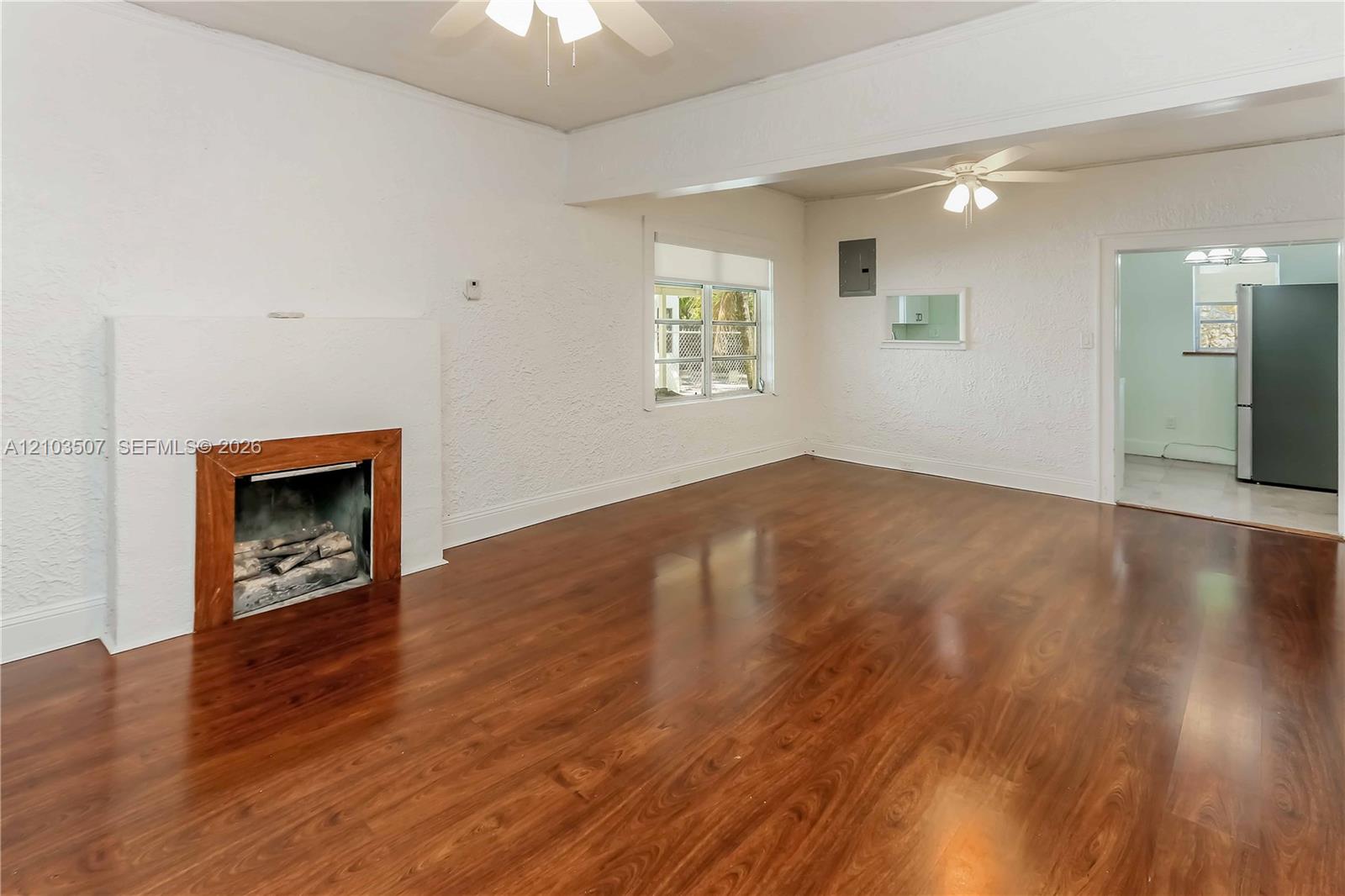 3085 Northwest 3rd Street Miami, FL 33125 - Photo 18 of 29 Gallery Image 18