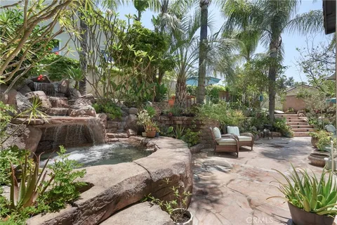 $1,449,000 | 19066 Willow Brook Lane, Lake Forest, CA 92679