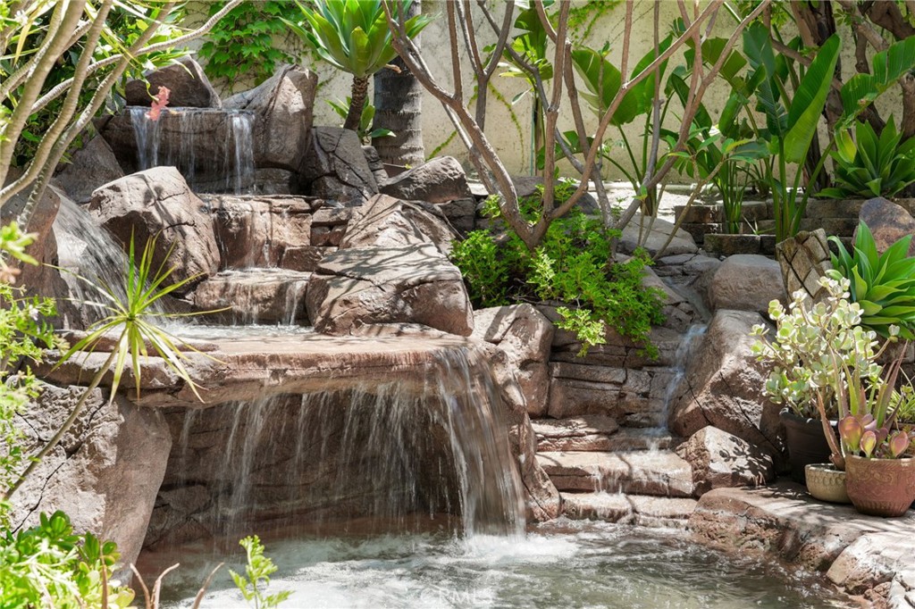 19066 Willow Brook Lane Lake Forest, CA 92679 - Photo 37 of 41 a picture of trees