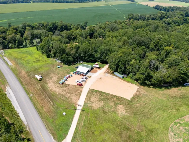 a view of a back yard of a house