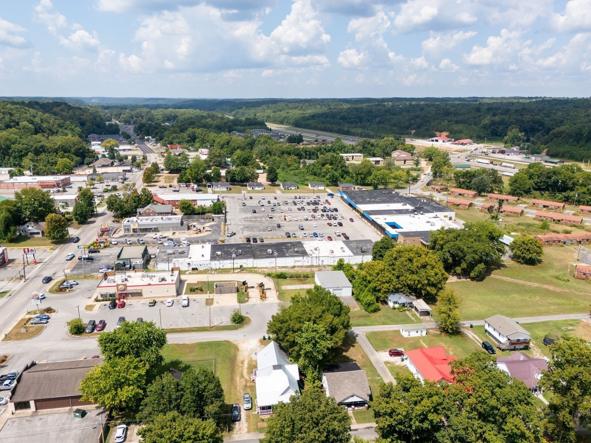 885 Dyer Road Hurricane Mills, TN 37078 - Photo 35 of 36 a view of a city