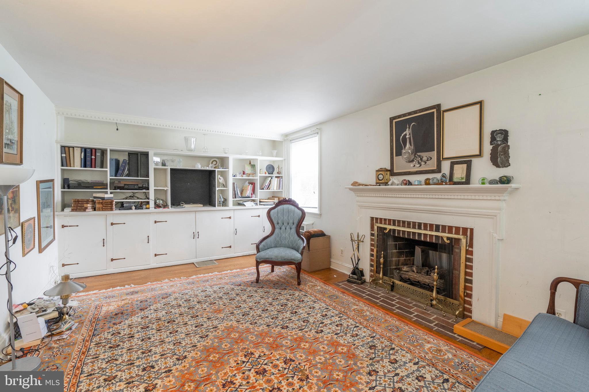 305 Earlington Road Havertown, PA 19083 - Photo 11 of 50 Built ins