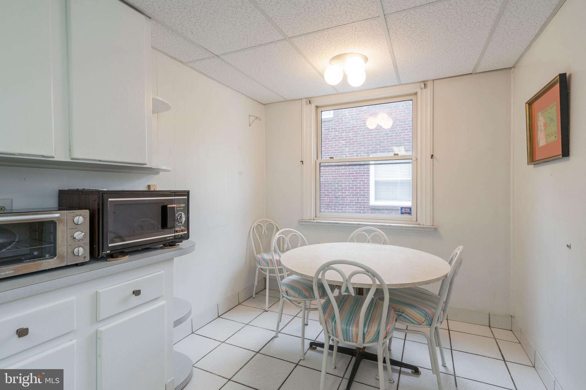 305 Earlington Road Havertown, PA 19083 - Photo 21 of 50 Appliances Included