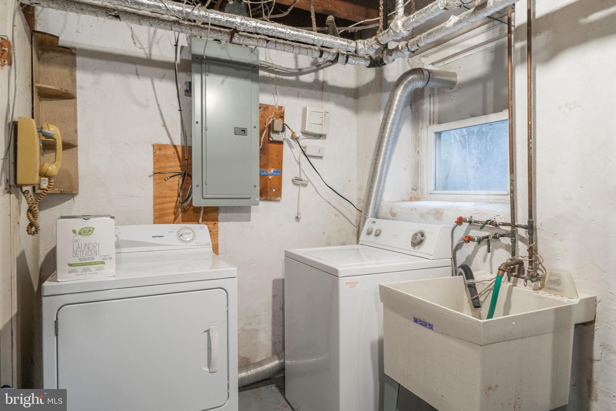 305 Earlington Road Havertown, PA 19083 - Photo 49 of 50 Appliances Stay