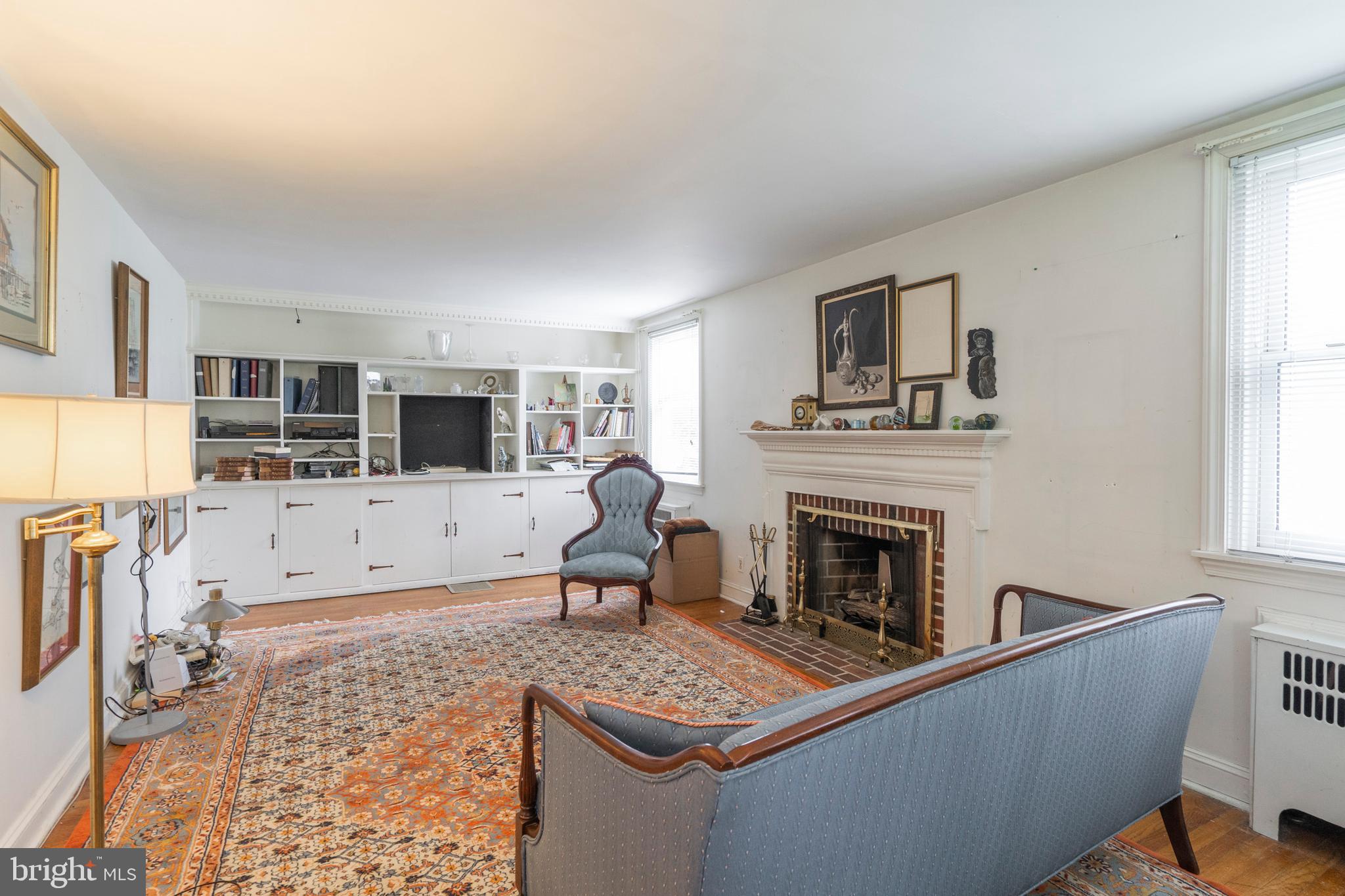 305 Earlington Road Havertown, PA 19083 - Photo 9 of 50 Xtra Large Living room