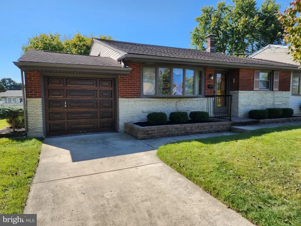 $2,600 | 18 Belmont Road, Bellmawr, NJ 08031