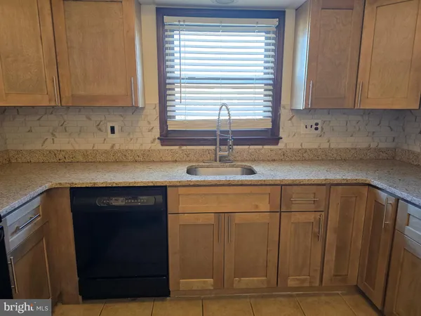 $2,600 | 18 Belmont Road, Bellmawr, NJ 08031